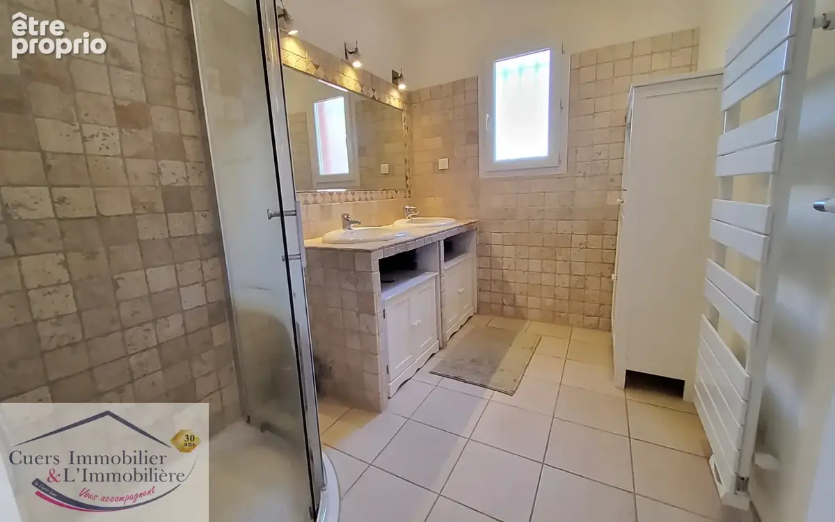 Cuers, villa T7 183m2 - photo 18