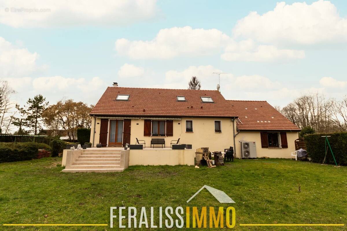 Maison à VAUX-SUR-SEINE