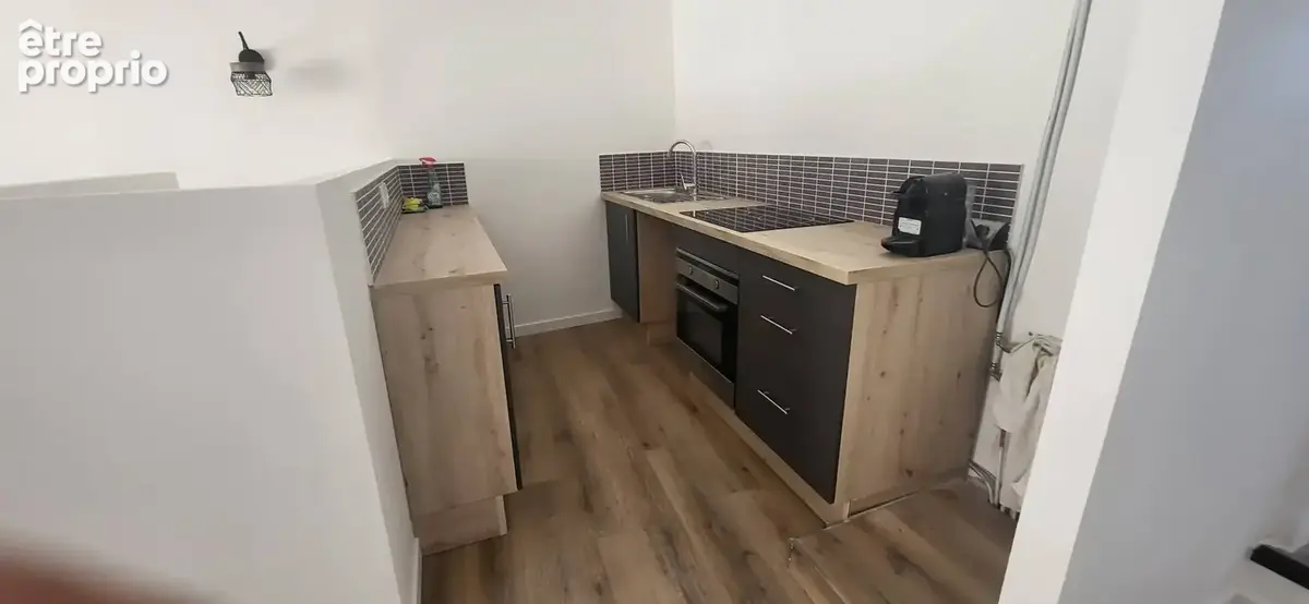 Appartement en duplex entièrement rénové en 2025 - photo 2
