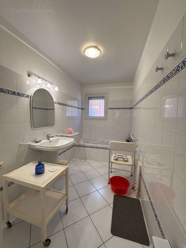 Maison à PEZILLA-LA-RIVIERE