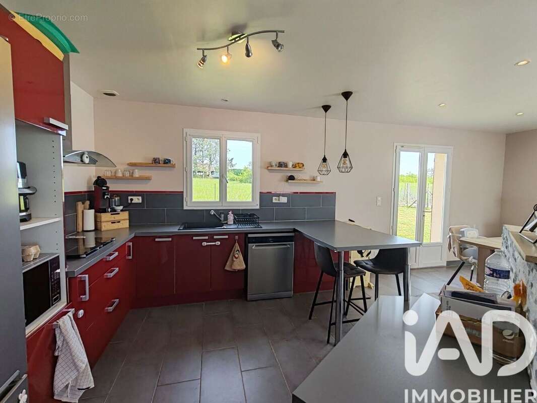 Maison 125 m² à Marolles-Sous-Lignieres  - photo 4