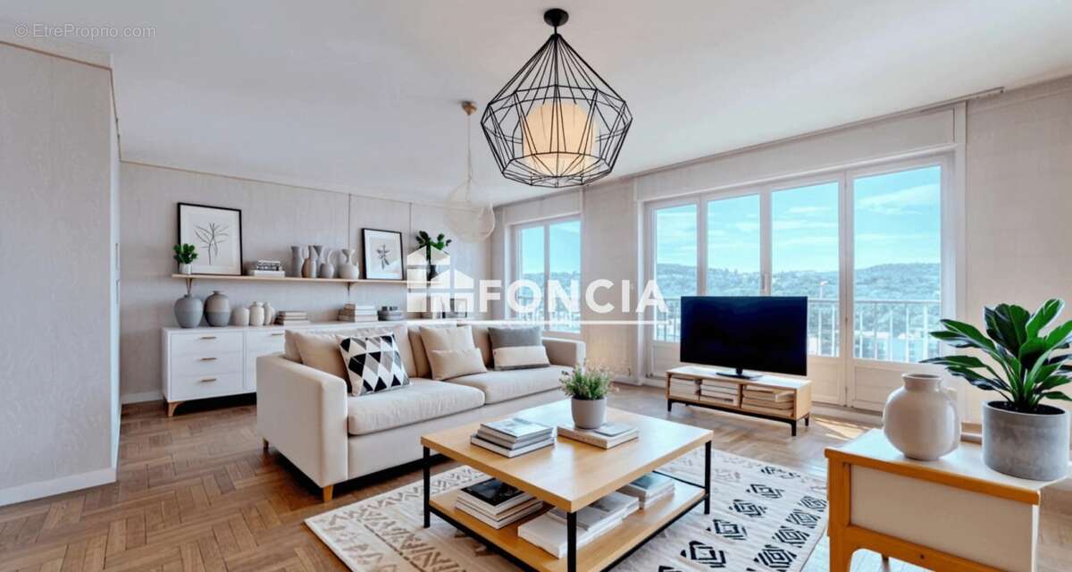 Appartement à SAINTE-FOY-LES-LYON