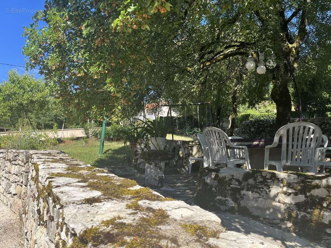 Extérieur - Maison à CAJARC