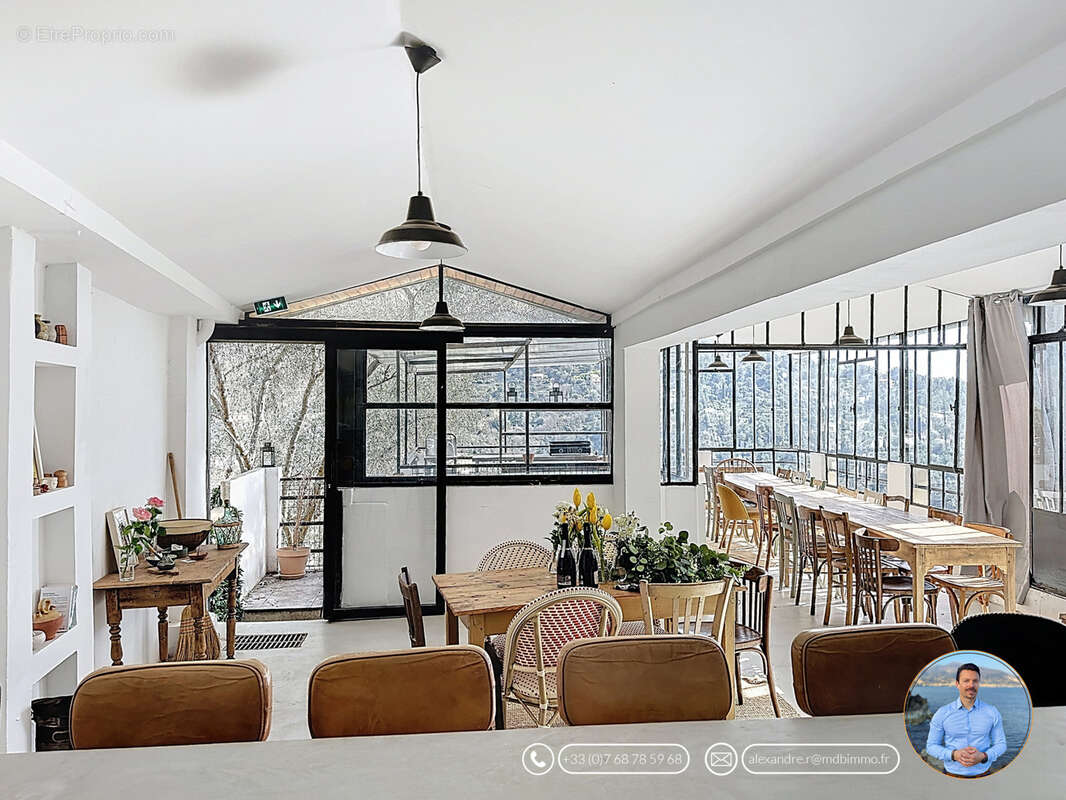 Commerce à CASTELLAR