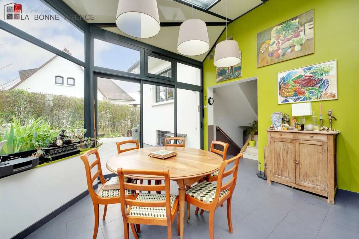 Maison à MAREIL-MARLY