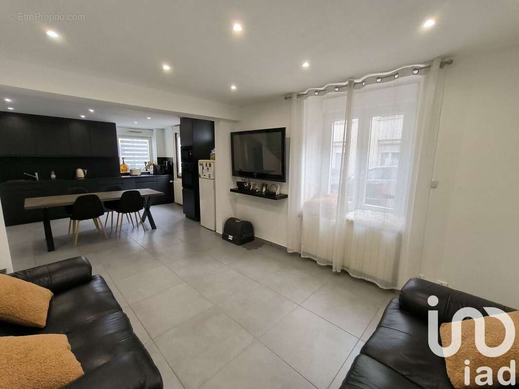 Photo 3 - Maison à CREPY-EN-VALOIS