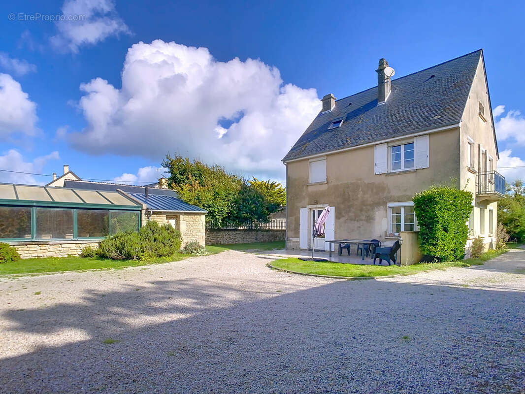 Maison à QUINEVILLE