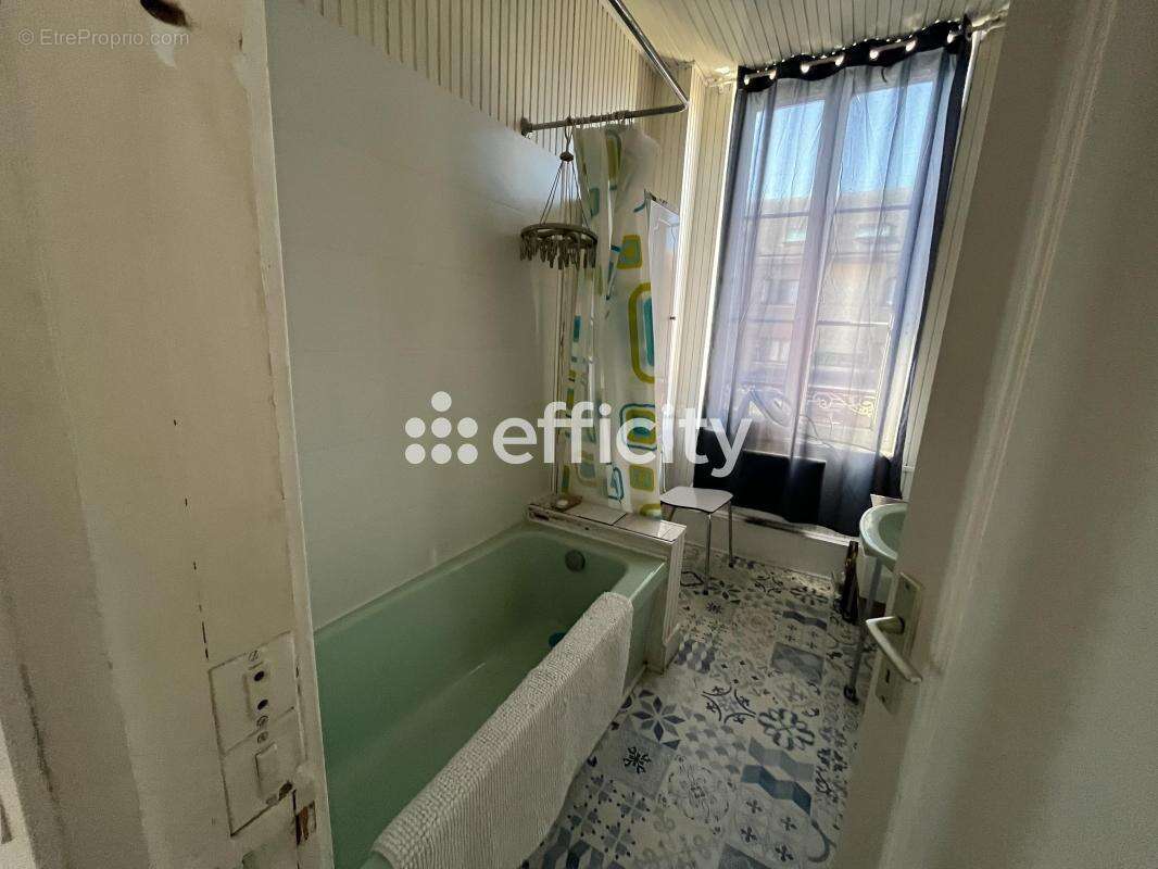 Maison à OUISTREHAM