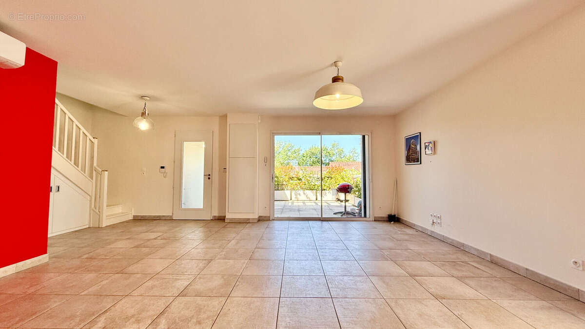 Appartement à BRINDAS