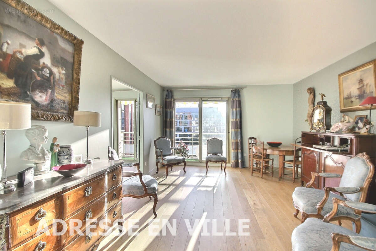 Appartement à LEVALLOIS-PERRET