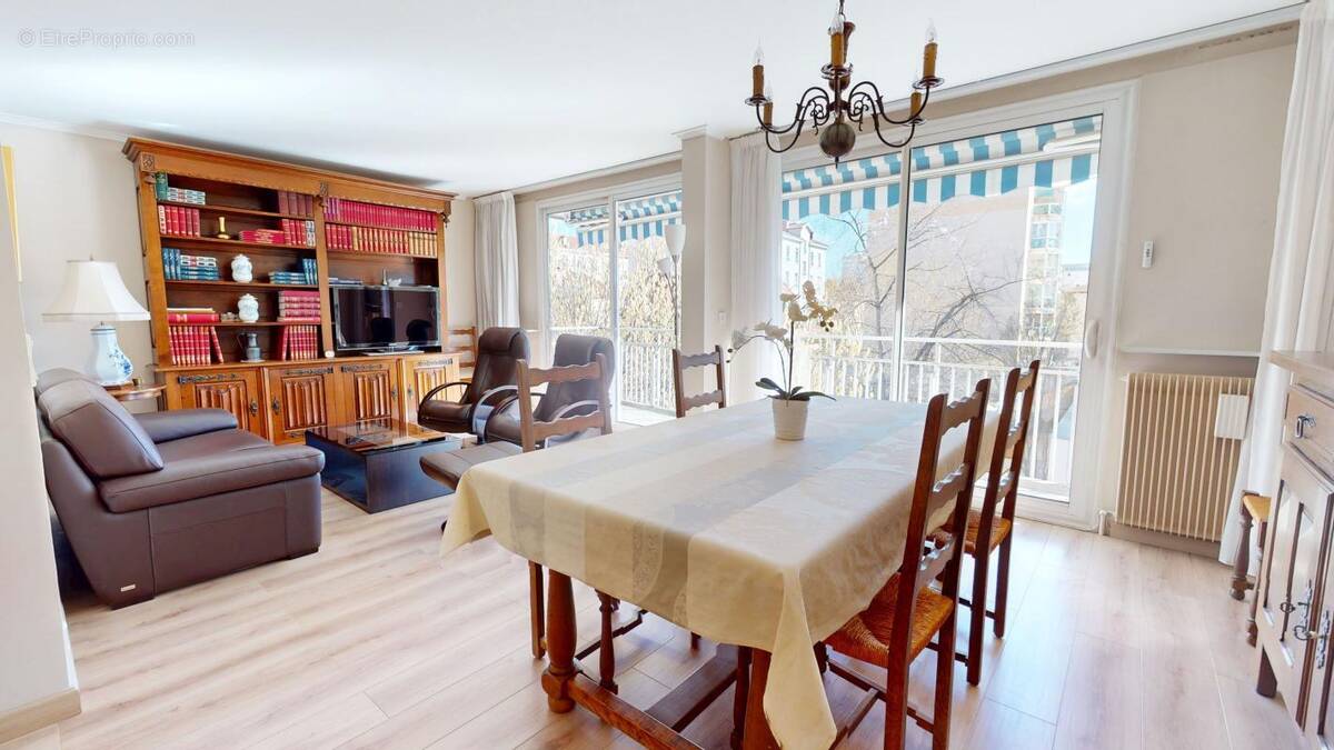 Appartement à VILLEURBANNE