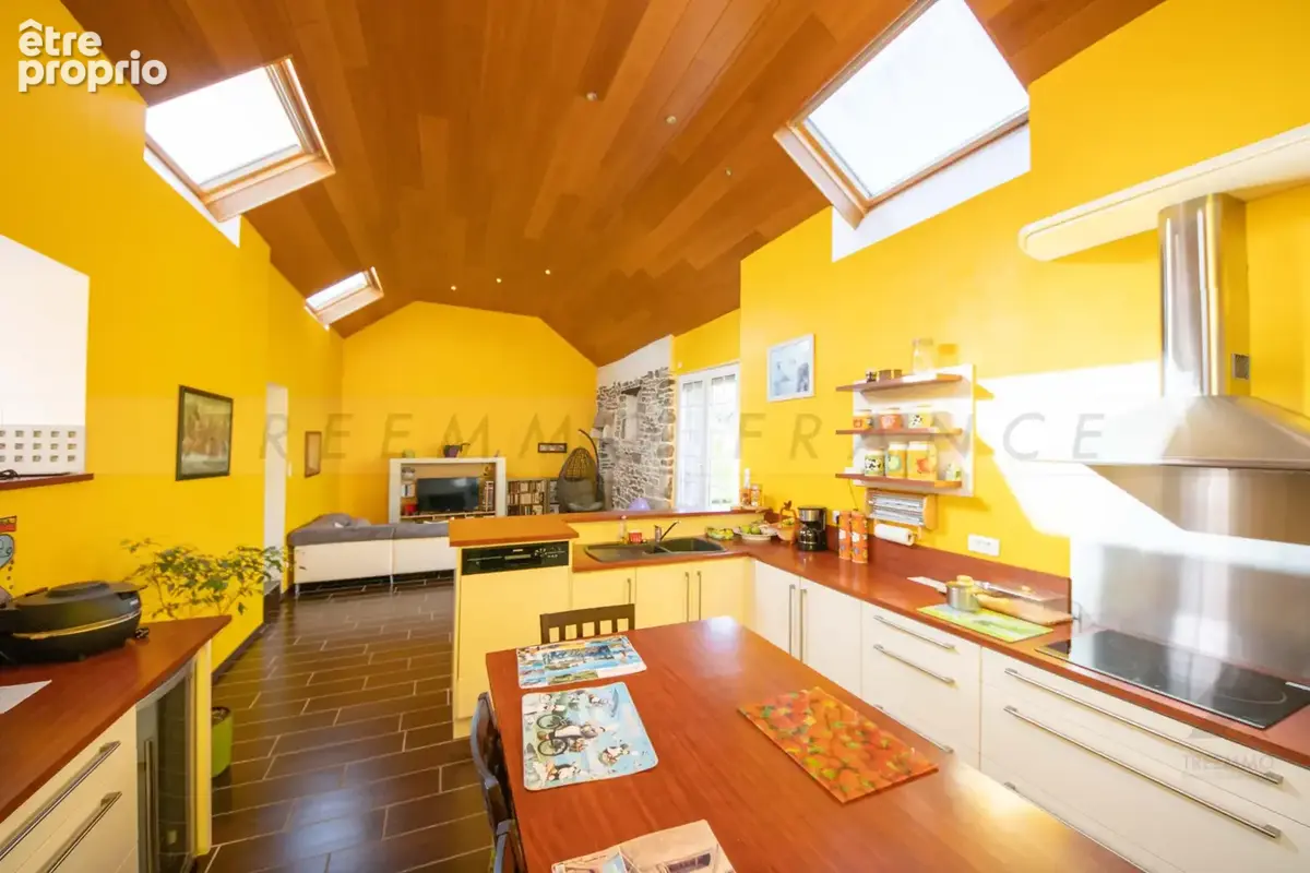 Maison 210 m² à Lannilis  - photo 2