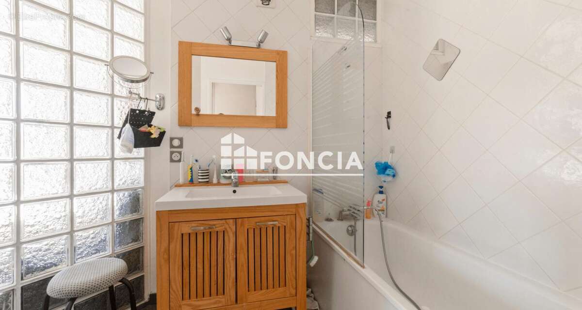 Appartement à LYON-7E