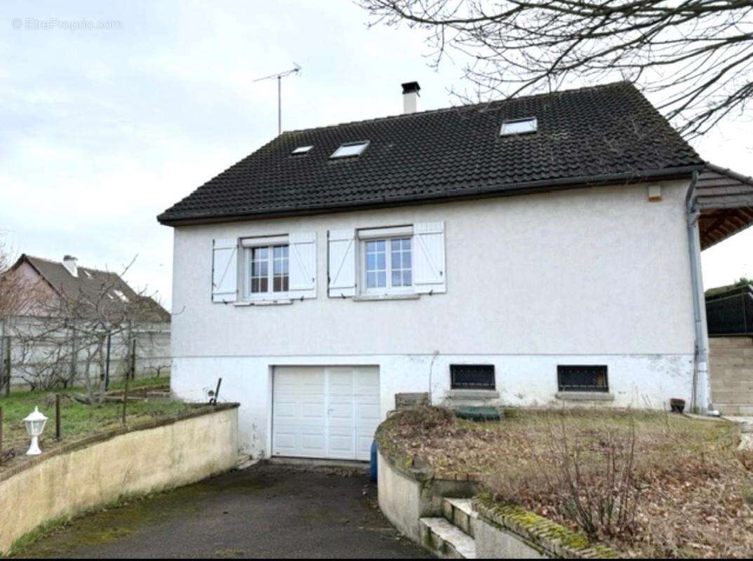Maison à AUBERGENVILLE