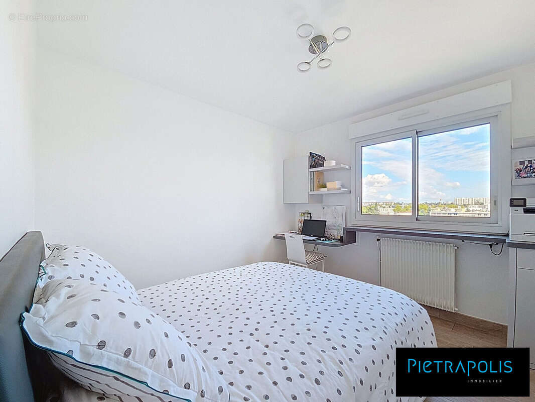 Appartement à LYON-8E