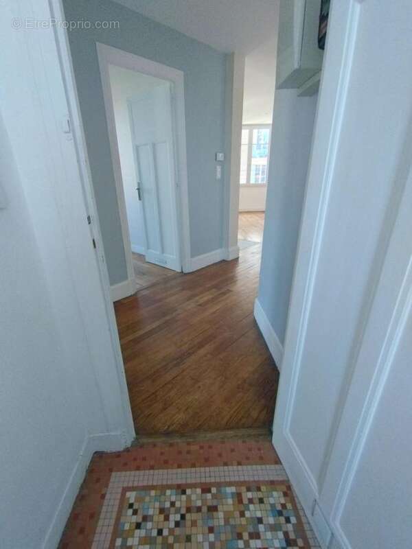 Appartement 72 m² à Rennes  - photo 212