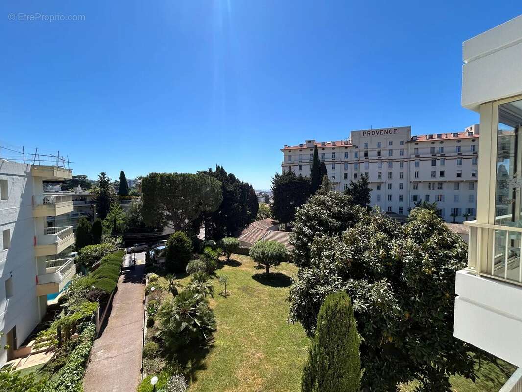 Appartement à CANNES