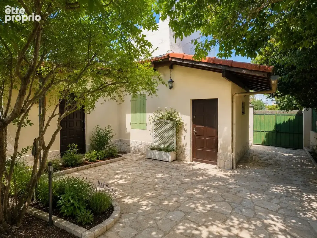 À VENDRE   Maison d’environ 110 m2 avec jardin   Marseille 9e - photo 3