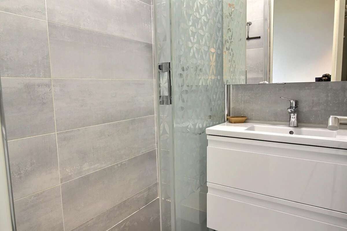 Appartement à LYON-8E