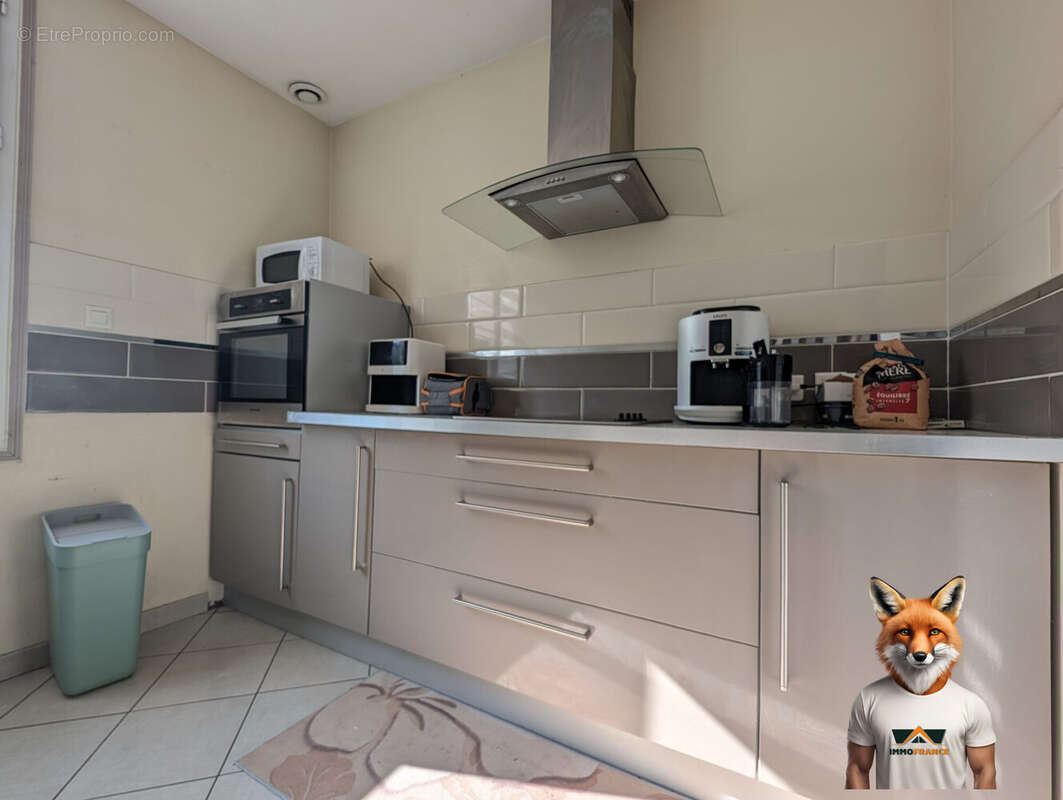 Appartement à PONT-SAINTE-MARIE