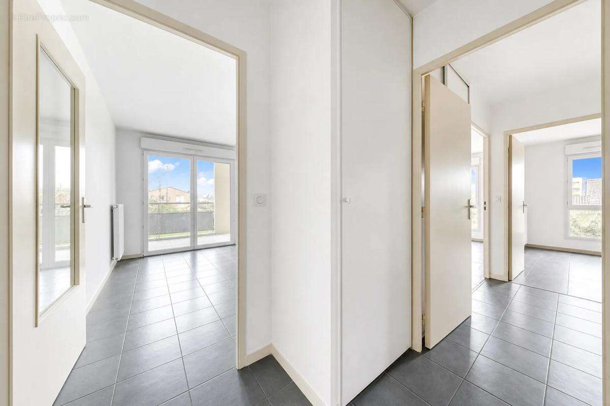 Appartement moderne 3 pièces avec garage - photo 10