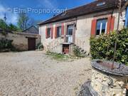 Maison à LA CHAPELLE-SUR-OREUSE
