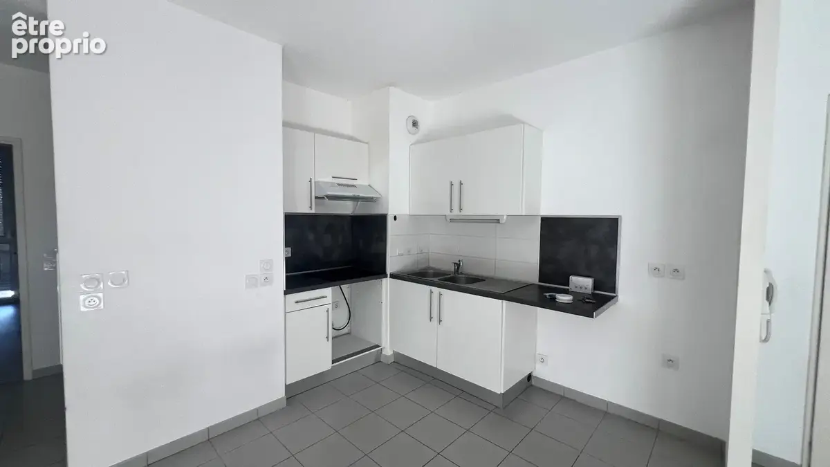 Begles proche boulevards t3 avec balcon et parking securise - photo 3