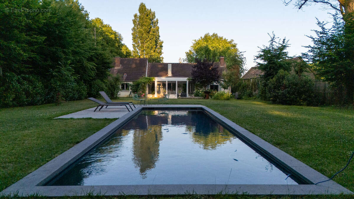 Maison à GROSROUVRE