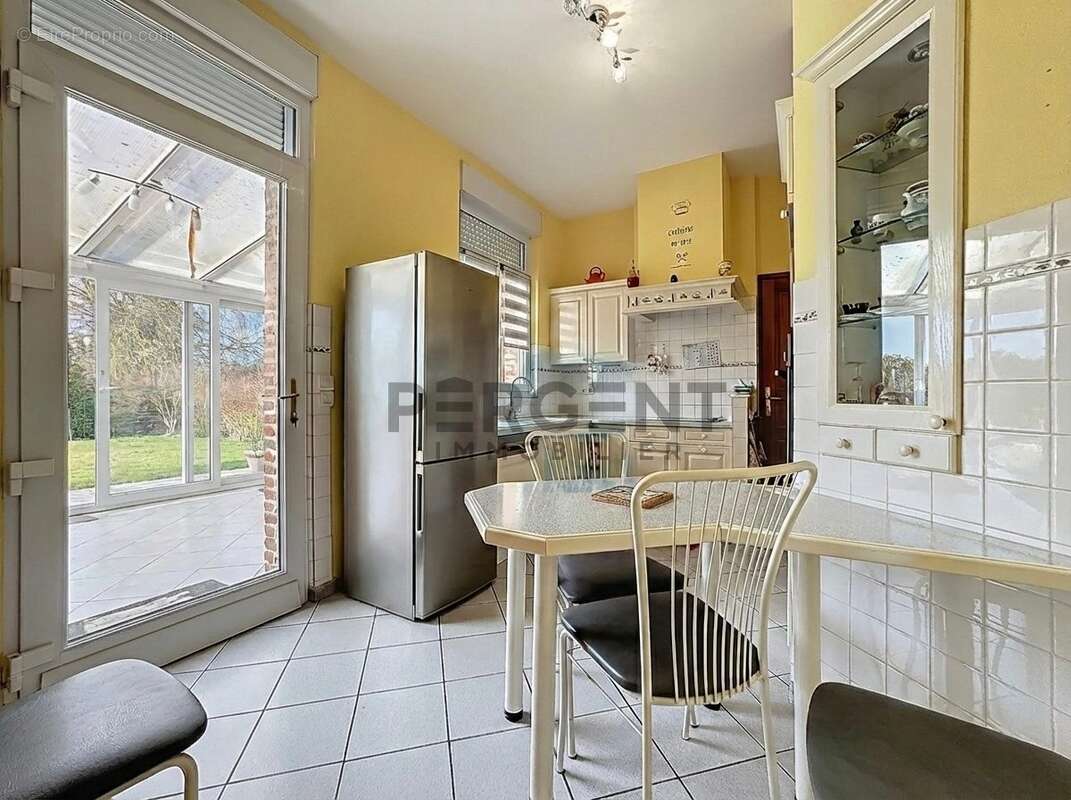 Maison 180 m² à Givet  - photo 8