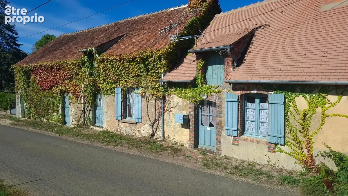 Longère à rénover dans hameau. - photo 2
