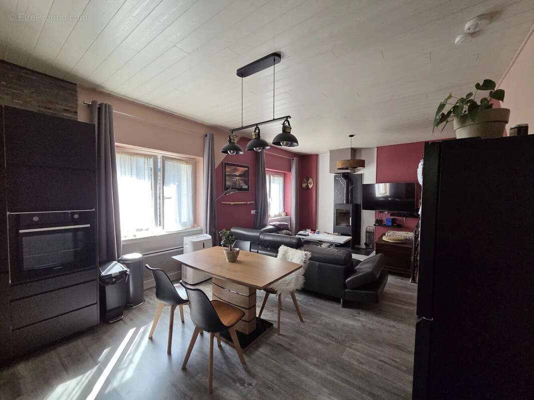 Appartement à SAINT-BASILE