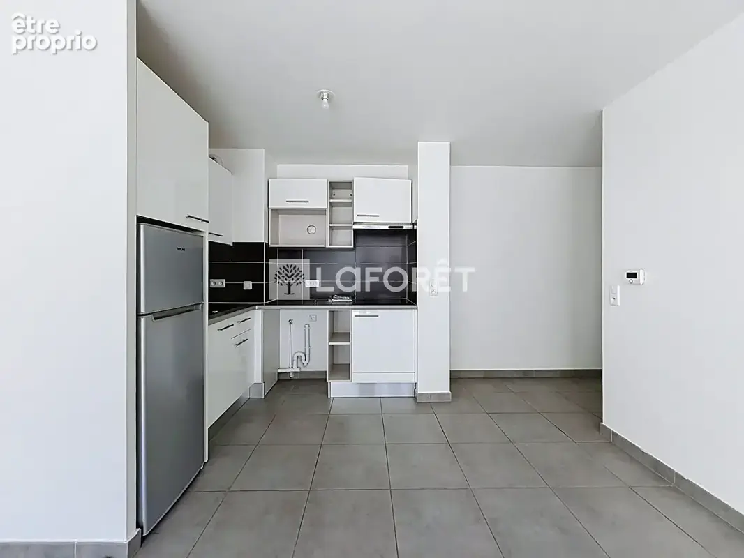 Villiers-sur-Marne - Appartement 3 pièces de 62 m² avec balcon et parking, à 1 minute de la gare - photo 14