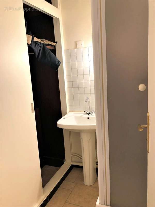 Appartement à PARIS-20E