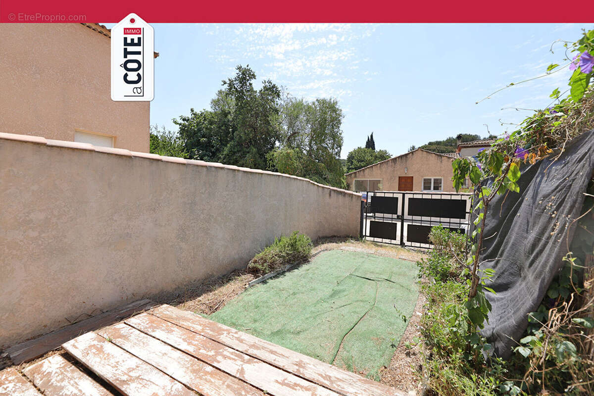 Appartement à ENSUES-LA-REDONNE