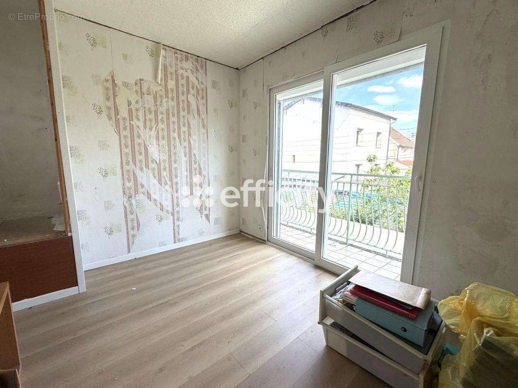 Maison 100 m² à Sartrouville  - photo 8