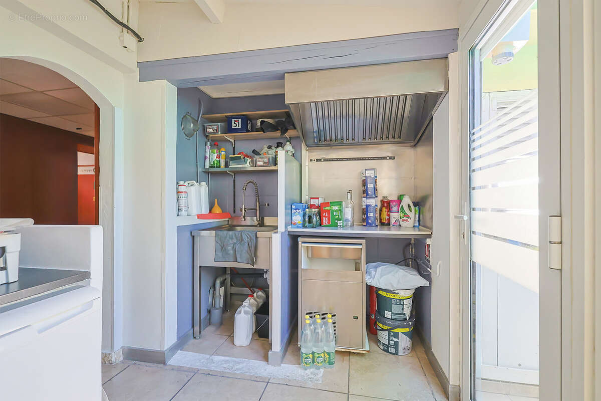 Commerce à LA SEYNE-SUR-MER