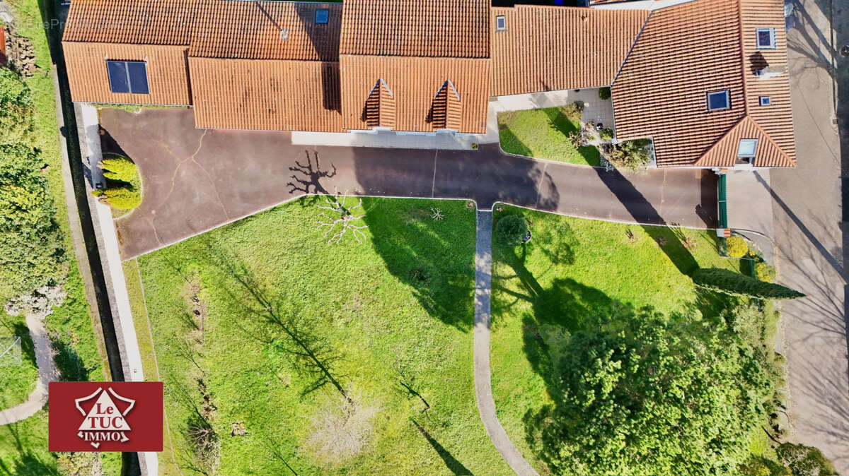 Maison à SAINT-SYLVESTRE-SUR-LOT