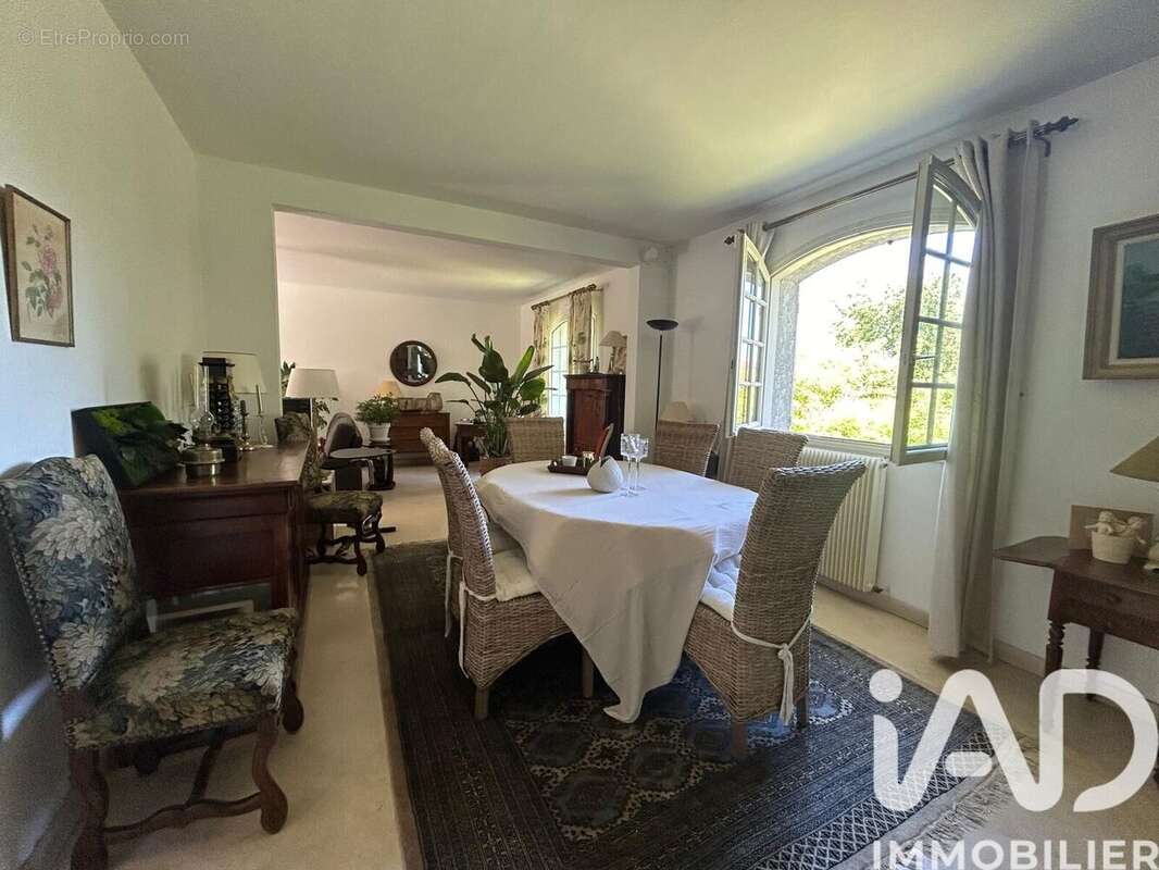 Photo 3 - Maison à BALLAINVILLIERS
