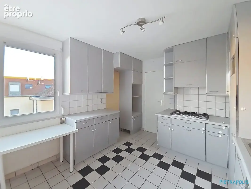 Appartement 6 pièces 145 m² à vendre à Chalon-Sur-Saone (71100) - photo 3