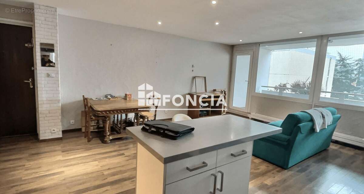 Appartement à FIRMINY