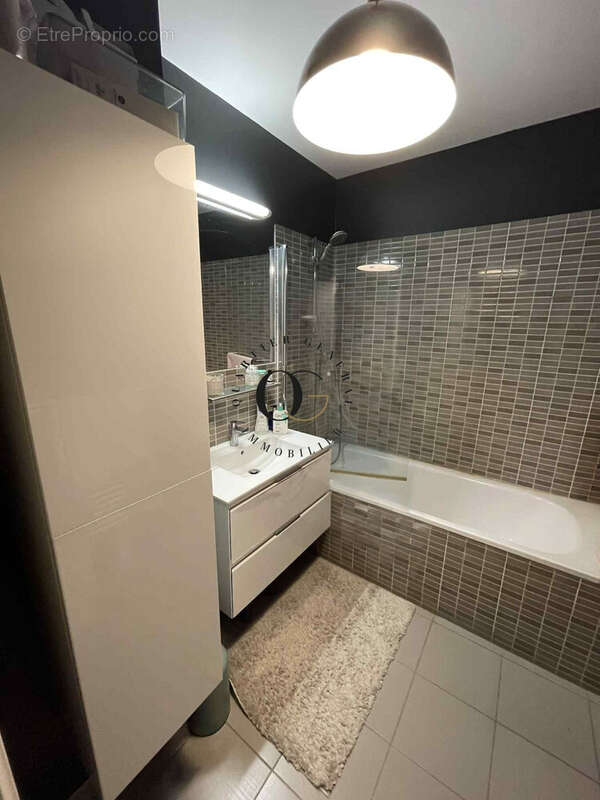 Appartement à IVRY-SUR-SEINE