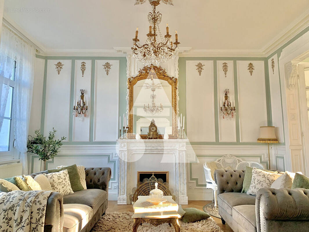 Maison à VIEUX-CONDE