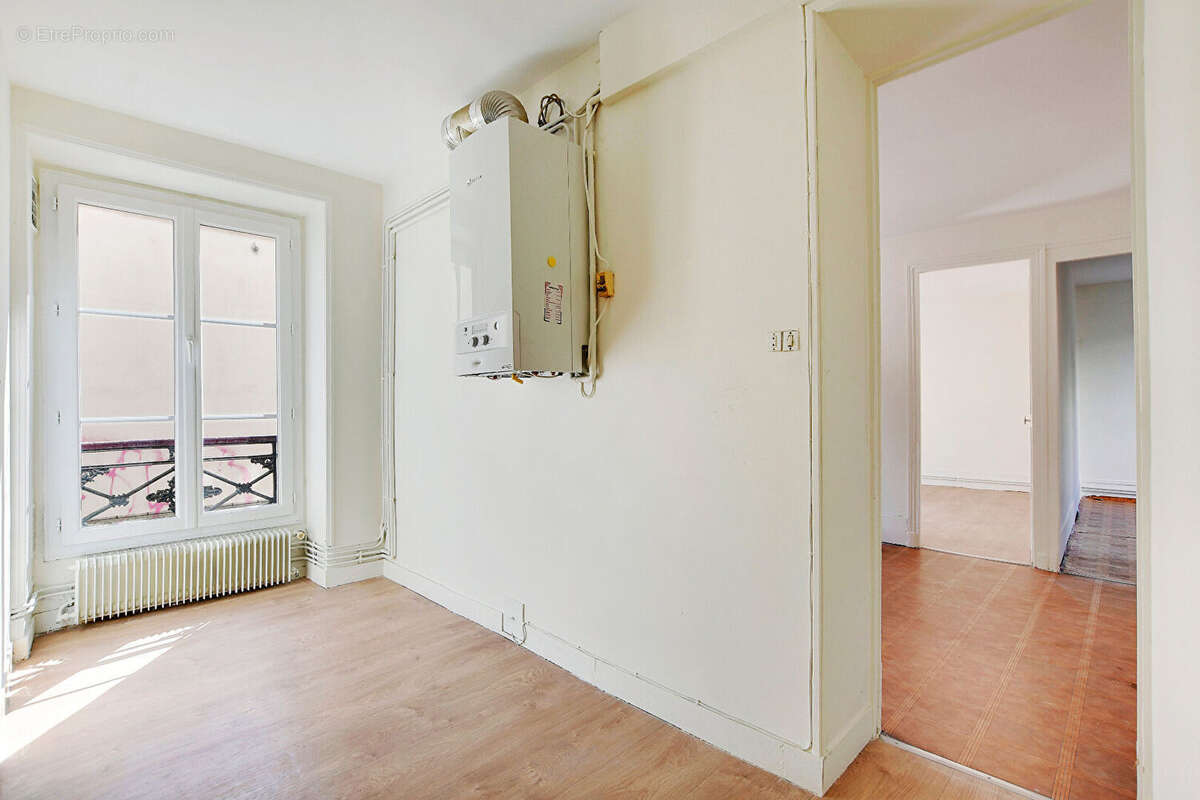 Appartement à PARIS-10E