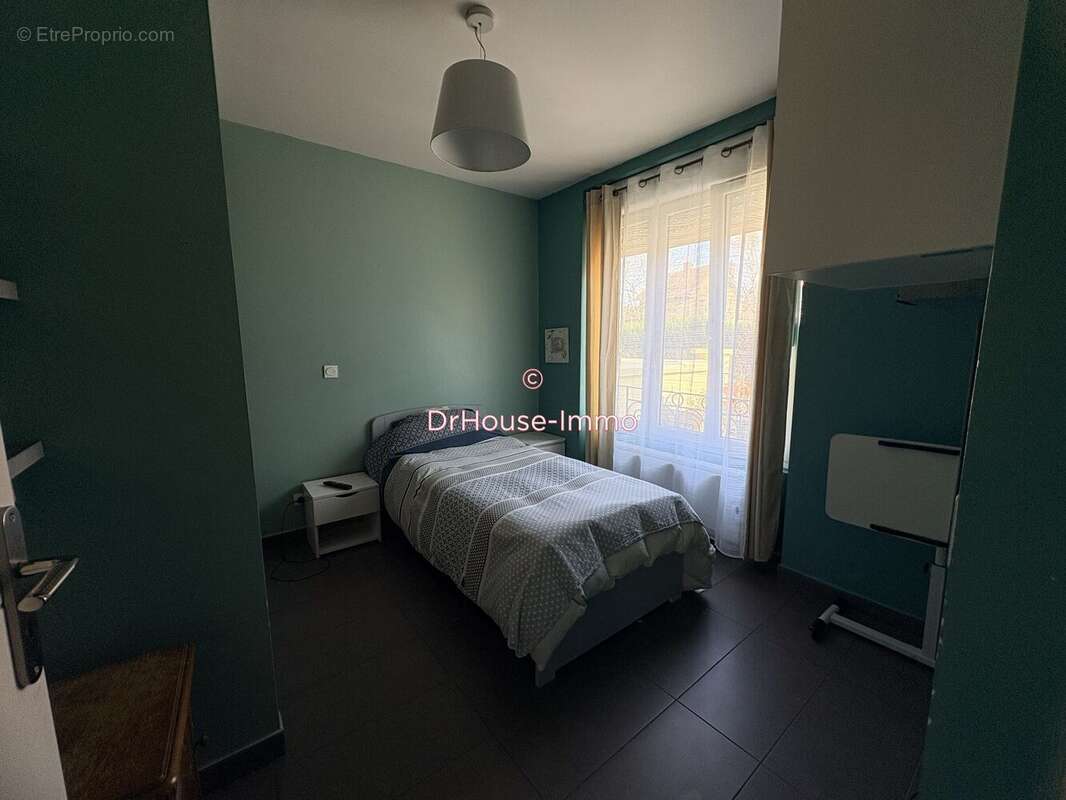 Maison à MANTES-LA-JOLIE