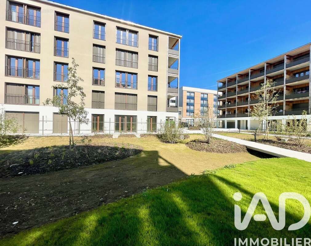 Photo 6 - Appartement à BUSSY-SAINT-GEORGES