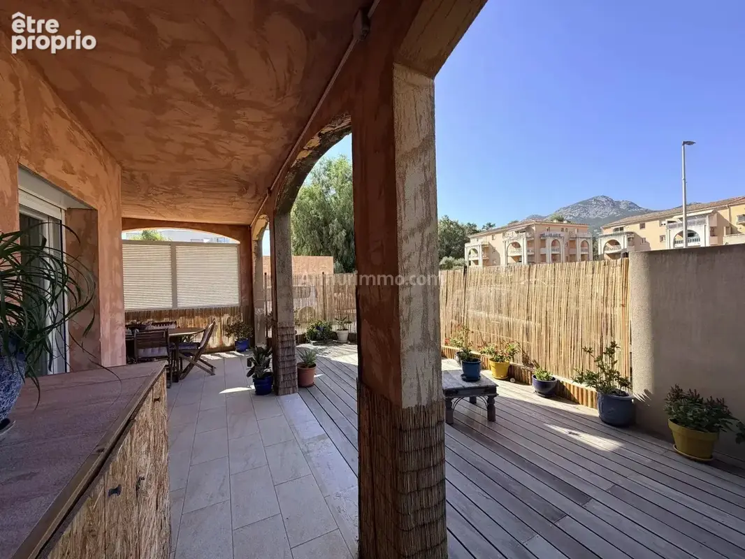 Appartement à CALVI