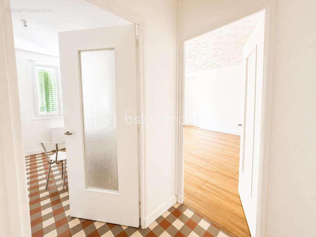 Appartement de 37m2 rénové avec ascenseur - photo 3