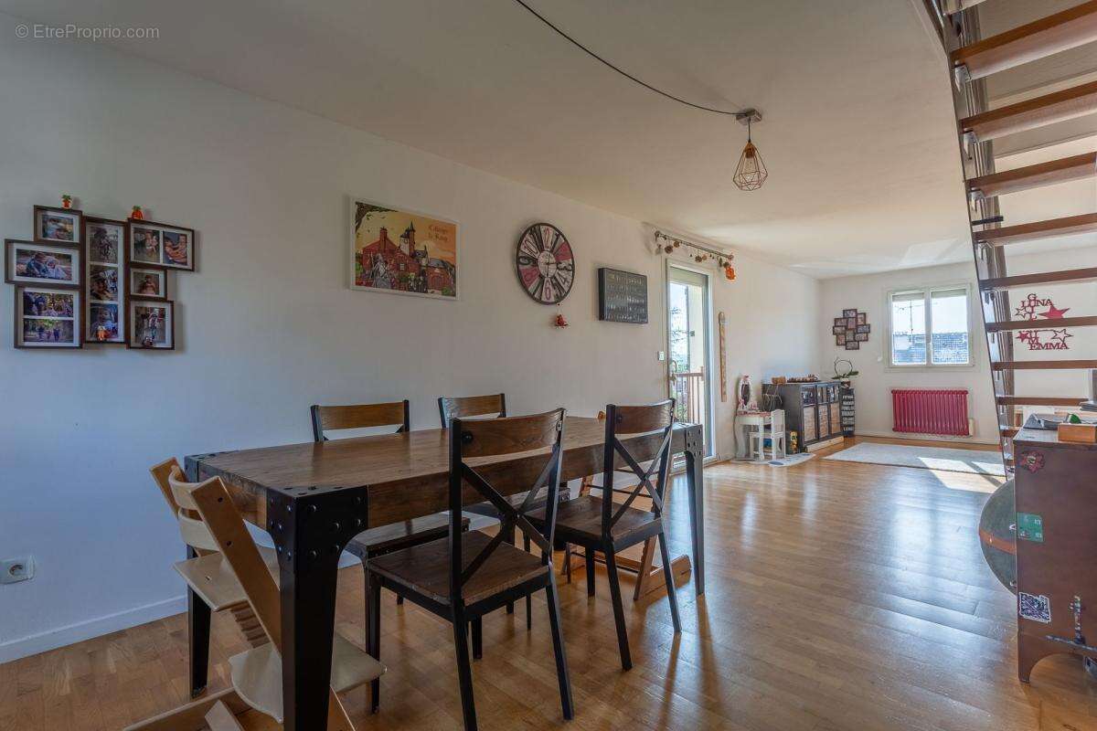 Appartement à CROSNE