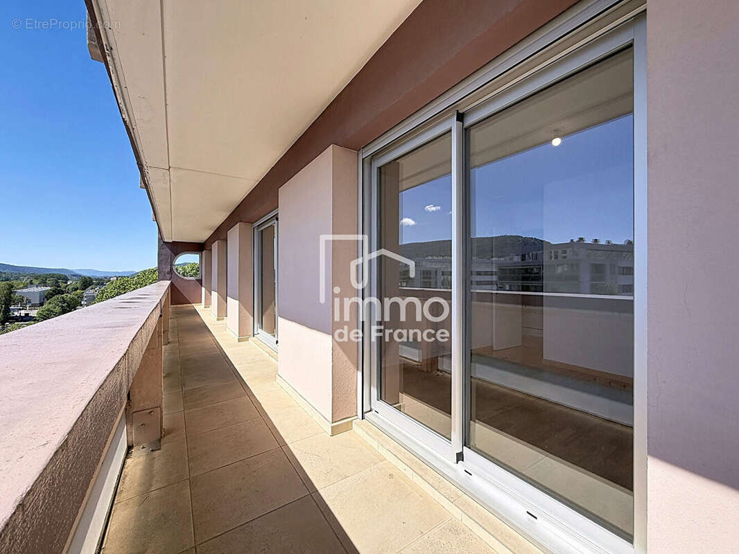 Appartement à OYONNAX