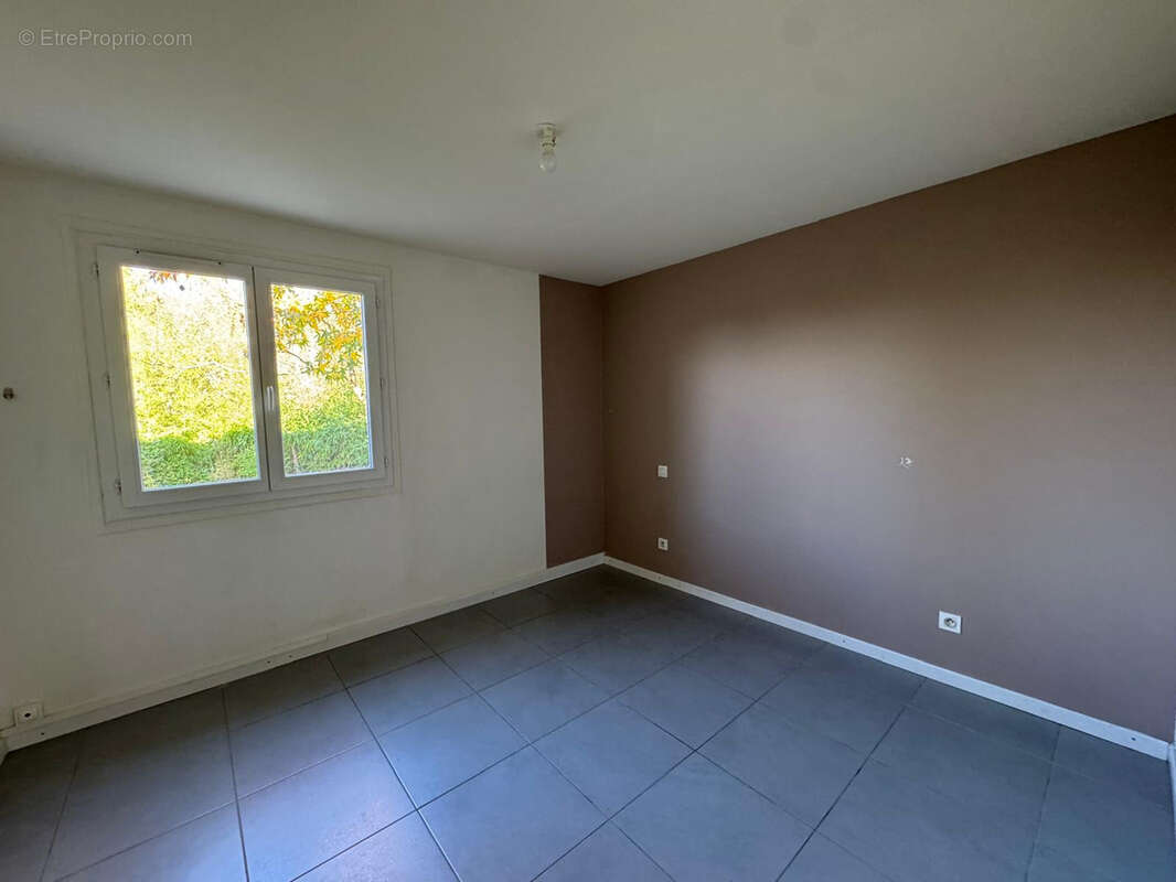 Appartement à CORBARIEU